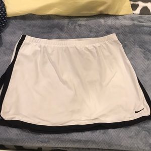 Nike tennis skort